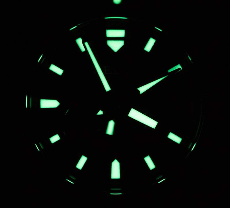 動(dòng)手：精工 Prospex Spring Drive SNR027 手表