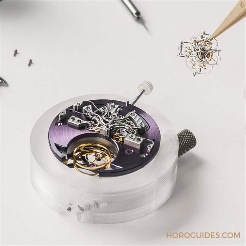 VACHERON CONSTANTIN - 車(chē)表合一的尊爵不凡｜江詩(shī)丹頓為勞斯萊斯手工特制車(chē)量身打造專(zhuān)屬儀表臺(tái)時(shí)計(jì)