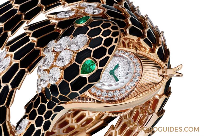 BVLGARI - GWD 2023速報(bào)｜BVLGARI以鍛造碳與玫瑰金全新演繹Octo Finissimo超薄萬(wàn)年歷、超薄自動(dòng)腕表