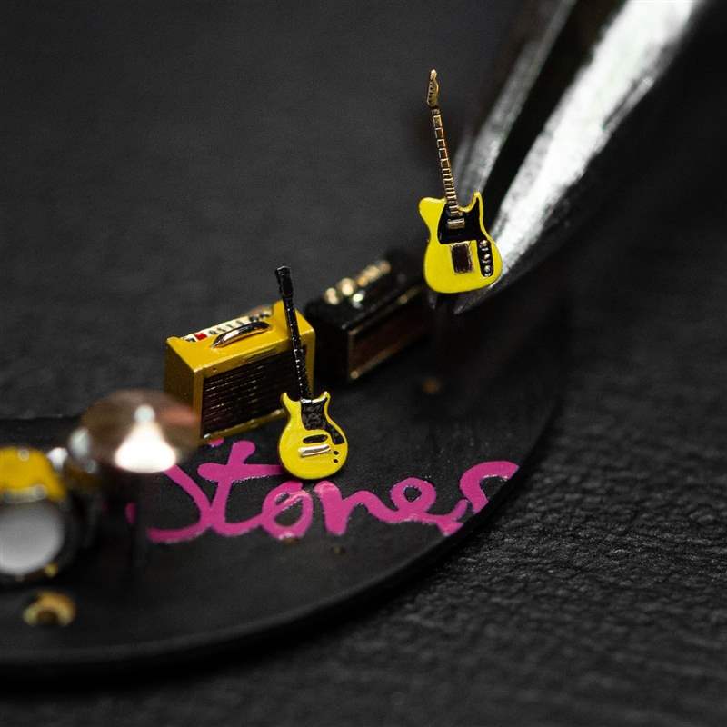 Jaquet Droz推出The Rolling Stones Automaton滾石樂隊(duì)主題腕表：黑膠唱片與機(jī)巧裝置