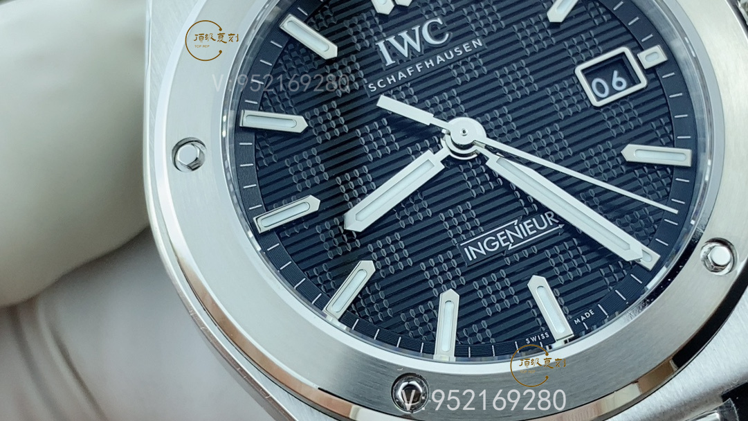 V7廠萬國工程師IW328901手表黑盤做工怎么樣,40mm可換sw300機(jī)芯