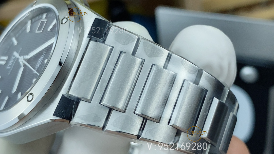 V7廠萬國工程師IW328901手表黑盤做工怎么樣,40mm可換sw300機(jī)芯
