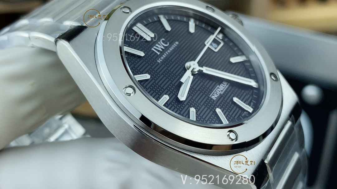 V7廠萬國工程師IW328901手表黑盤做工怎么樣,40mm可換sw300機(jī)芯